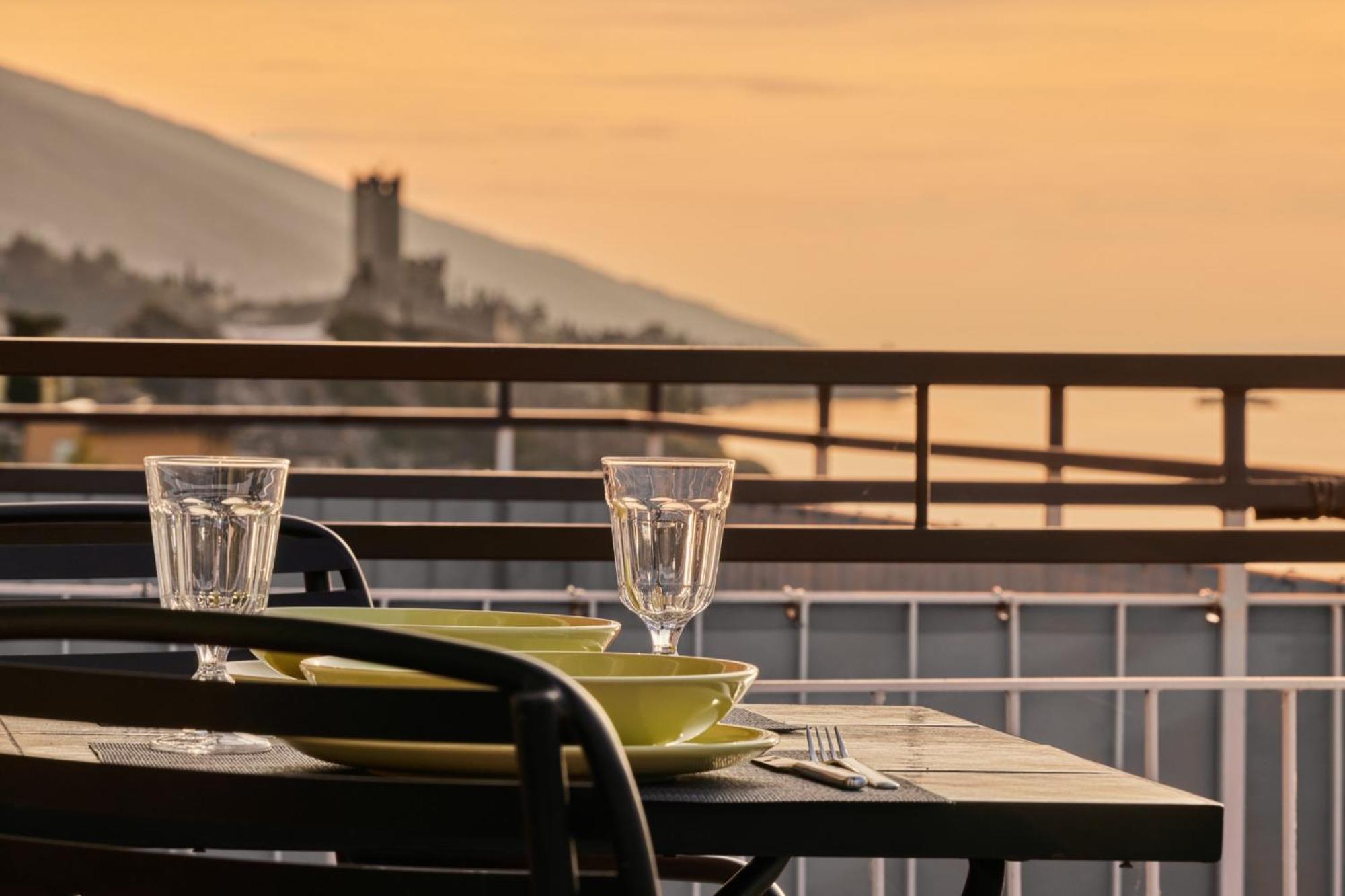 Lake View Luca Apartment Malcesine Dış mekan fotoğraf